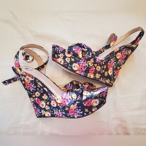 Shoe Dazzle Madison Savina Floral Wedges